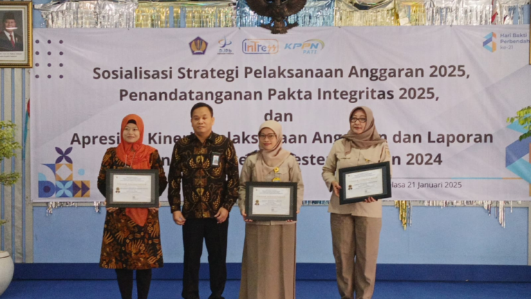 Kantah Kab Pati Raih Penghargaan Dalam Rangkaian Kegiatan Apresiasi Kinerja Pelaksanaan Anggaran dan Laporan Keuangan Satker Semester II Tahun 2024 Dari KPPN Pati