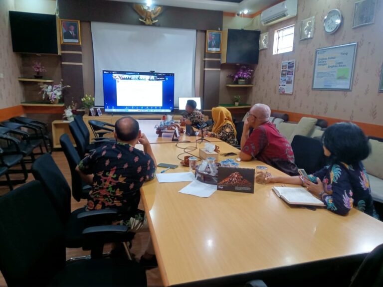 Kantah Kab Pati Ikuti Rapat Evaluasi PTSL 2024 dan Pelaksanaan Sertipikasi Tanah Wakaf Tahun Anggaran 2025