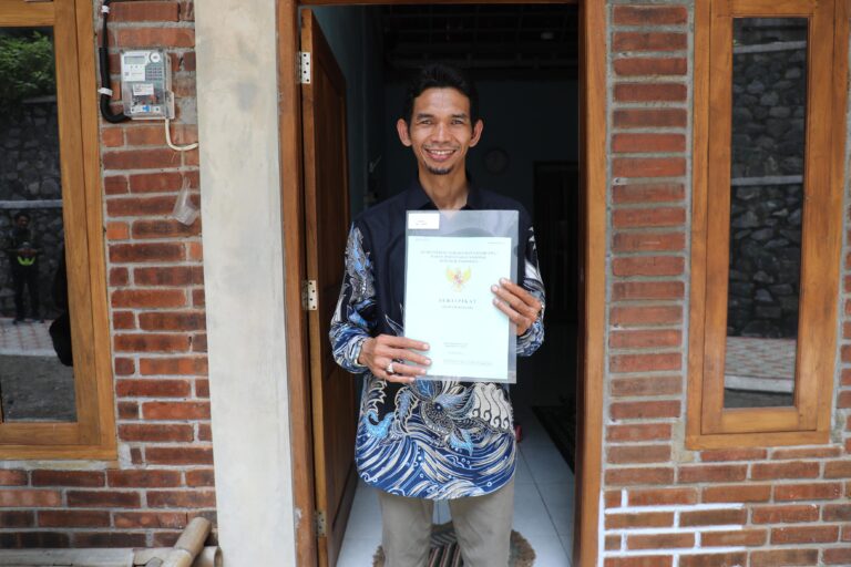 Sertipikat Hasil Konsolidasi Tanah Buat Warga Kabupaten Semarang Terbantu dalam Aspek Ekonomi dan Kurangi Kesenjangan Sosial