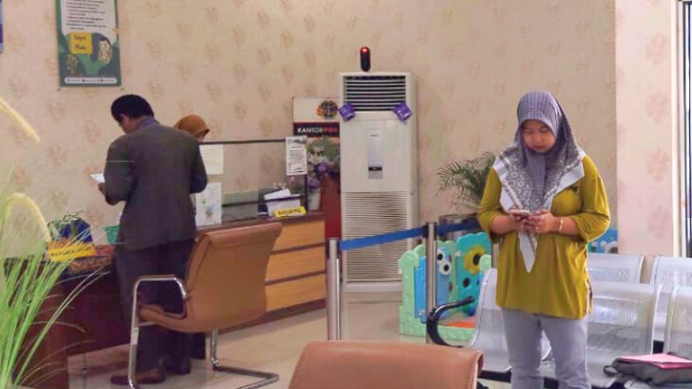 Kantor Pertanahan Kabupaten Pati Memperdengarkan Lagu Kebangsaan Indonesia Raya pada Kamis, 6 Maret 2025