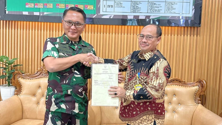 Kantor Pertanahan Kabupaten Pati Lakukan  Penyerahan dan penyelesaian Sertipikat Aset Milik Pemerintah RI cq Kementerian Pertahanan RI