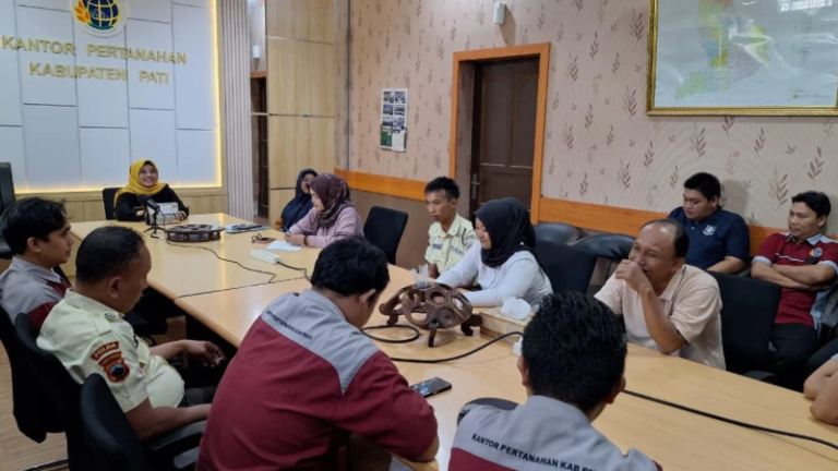 Kantah Kab Pati Adakan Pembinaan Kepada Satpam Dan Cleaning Services