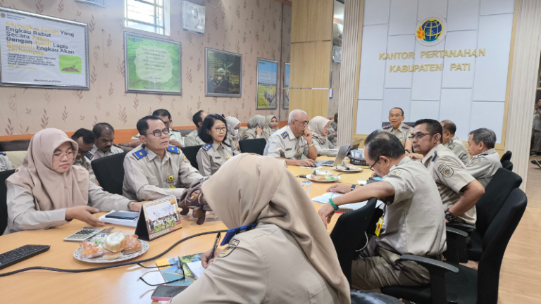Kantor Pertanahan Kabupaten Pati Gelar Rapat Evaluasi Mingguan Pekerjaan Rutin dan Proyek pada Senin 28 April 2025