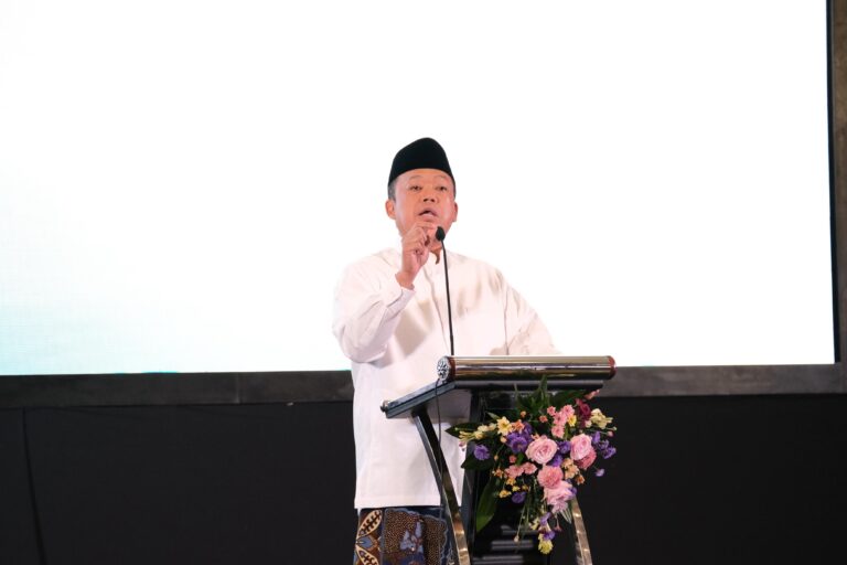 Hadiri Hari Jadi ke-72 Nahdlatul Wathan, Menteri Nusron Canangkan Tanah Eks HGU untuk Dikelola Jemaah