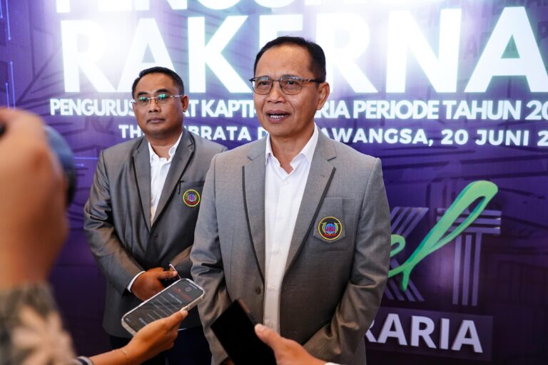 Dikukuhkan sebagai Alumni Kehormatan KAPTI-Agraria, Pudji Prasetijanto Hadi: Semangat Baru untuk Berkontribusi di Kementerian ATR/BPN