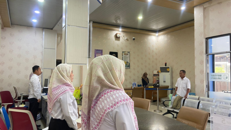 Kantor Pertanahan Kabupaten Pati memperdengarkan Panca Prasetya KORPRI pada Rabu 16 Juli 2025