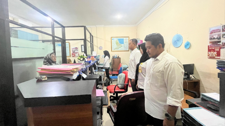 Kantor Pertanahan Kabupaten Pati memperdengarkan Panca Prasetya KORPRI pada Rabu 18 Juni 2025