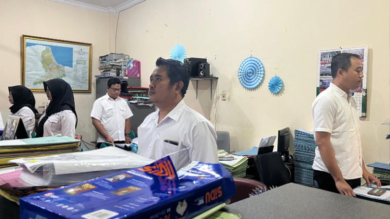 Kantor Pertanahan Kabupaten Pati memperdengarkan Panca Prasetya KORPRI pada Rabu 2 Juli 2025