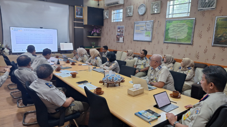 Kantor Pertanahan Kabupaten Pati Gelar Rapat Evaluasi Mingguan Pekerjaan Rutin dan Proyek pada Selasa 8 Juli 2025