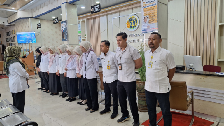 Kantor Pertanahan Kabupaten Pati Gelar briefing rutin bagi petugas loket tingkatkan kualitas layanan kepada masyarakat