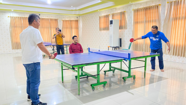 Tenis Meja Warnai Perayaan Kemerdekaan di Kantor Pertanahan Kabupaten Pati