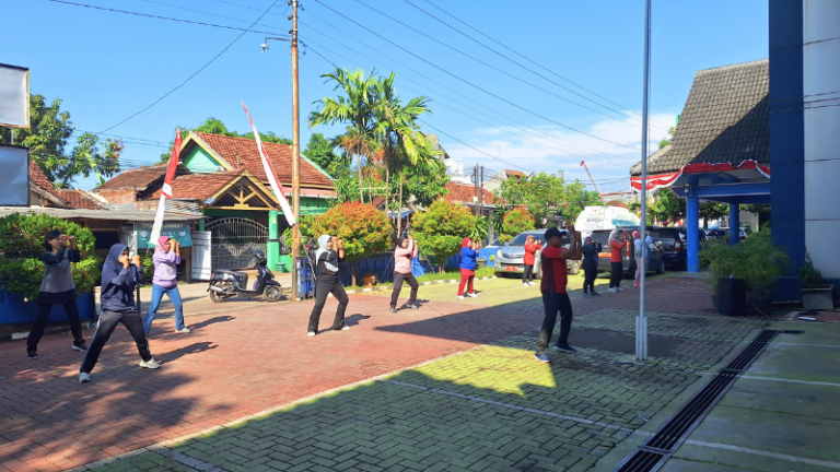 Kantor Pertanahan Kabupaten Pati Gelar Senam Pagi, Jaga Kesehatan Pegawai