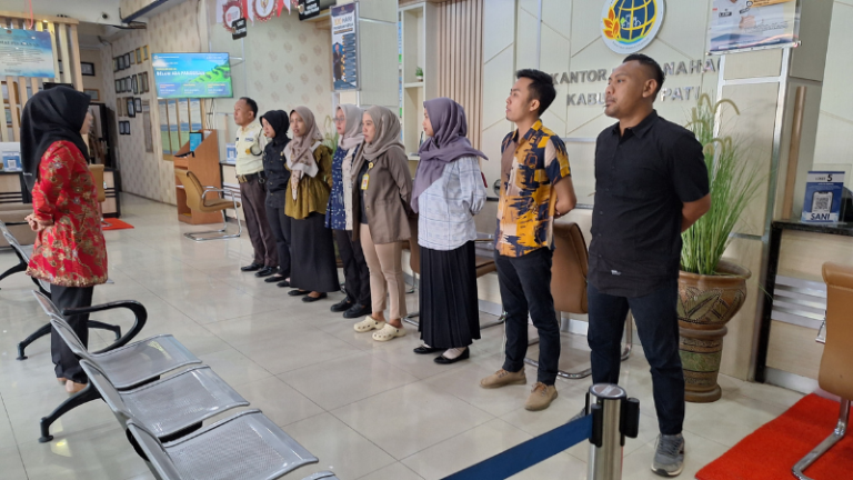 Briefing Pagi 1 September di Kantor Pertanahan Pati: Semangat dan Doa Awali Pelayanan Publik