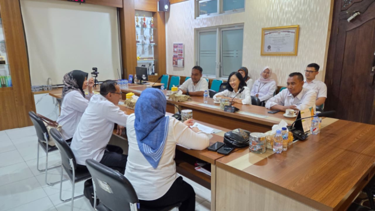 Kantor Pertanahan Kabupaten Pati melakukan kunjungan resmi ke Kantor Pertanahan Kota Semarang dalam rangka Kooedinasi Pegawai Pindah Wilayah Kerja