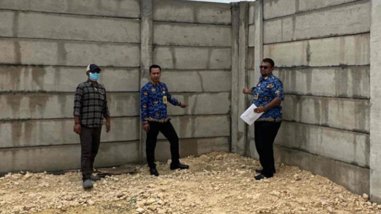 Kantor Pertanahan Kabupaten Pati melaksanakan kegiatan pemeriksaan lapang untuk permohonan HGB atas nama PT Xingqihang Travel Products Indonesia