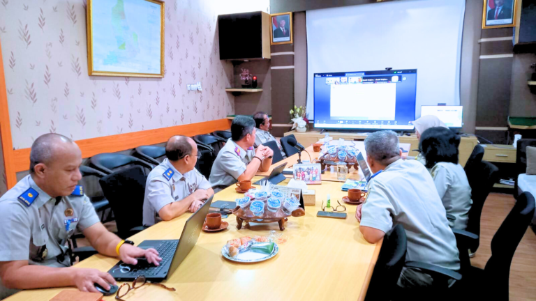 Kantor Pertanahan Kabupaten Pati gelar Rapat Evaluasi Mingguan Pekerjaan Rutin dan Proyek (REMPEYEK) pada 30 September 2025