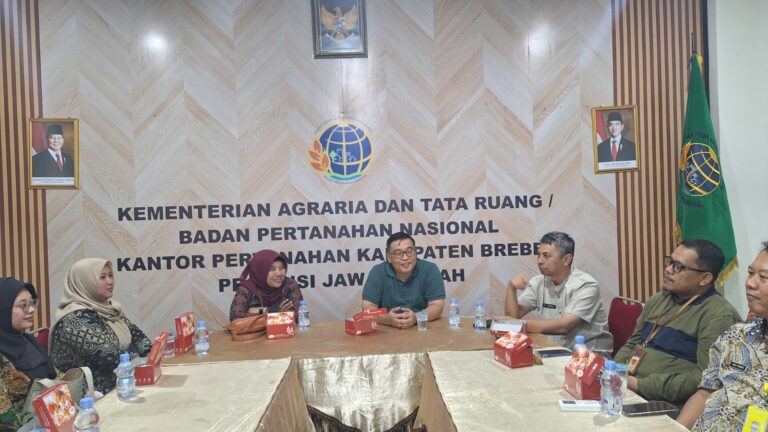 Kantor Pertanahan Kabupaten Pati melakukan kunjungan resmi ke Kantor Pertanahan Kabupaten Brebes
