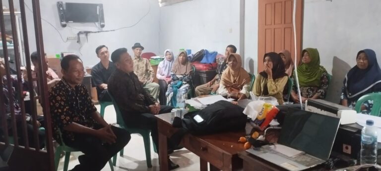 Kantor Pertanahan Kabupaten Pati melaksanakan kegiatan penyerahan sertifikat PTSL kepada Pemerintah Desa Jrahi, Kecamatan Gunungwungkal, 28 November 2025