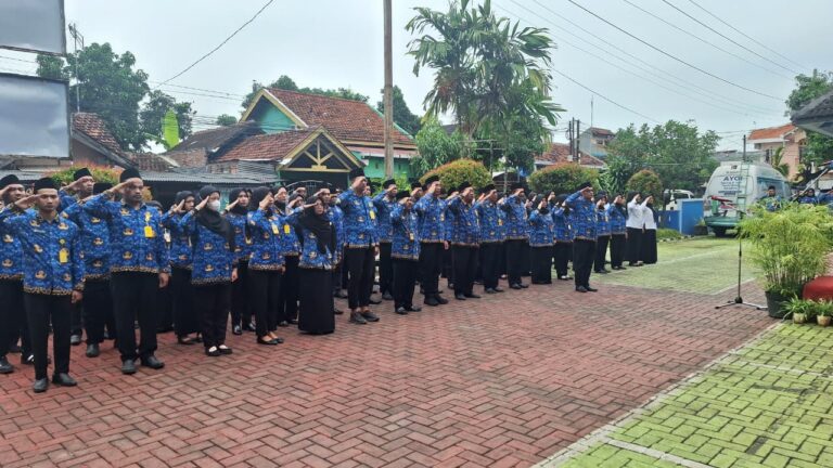 Kantor Pertanahan Kabupaten Pati melaksanakan Upacara Peringatan Hari Korpri, 1 Desember 2025