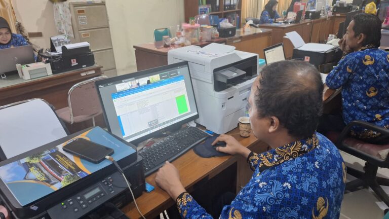 Kantor Pertanahan Kabupaten Pati turut berpartisipasi dalam kegiatan bimbingan teknis pengelolaan persediaan di Lingkungan Kantor Wilayah BPN Provinsi Jawa Tengah secara daring, 17 Desember 2025