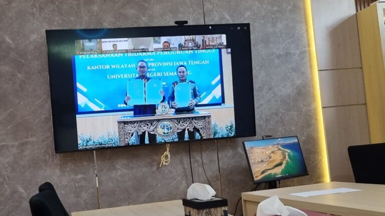 Kantor Pertanahan Kabupaten Pati turut menyaksikan melalui secara daring zoom penandatanganan Nota Kesepahaman (MoU) yang digelar oleh Kantor Wilayah Badan Pertanahan Nasional Provinsi Jawa Tengah dengan Universitas Negeri Semarang