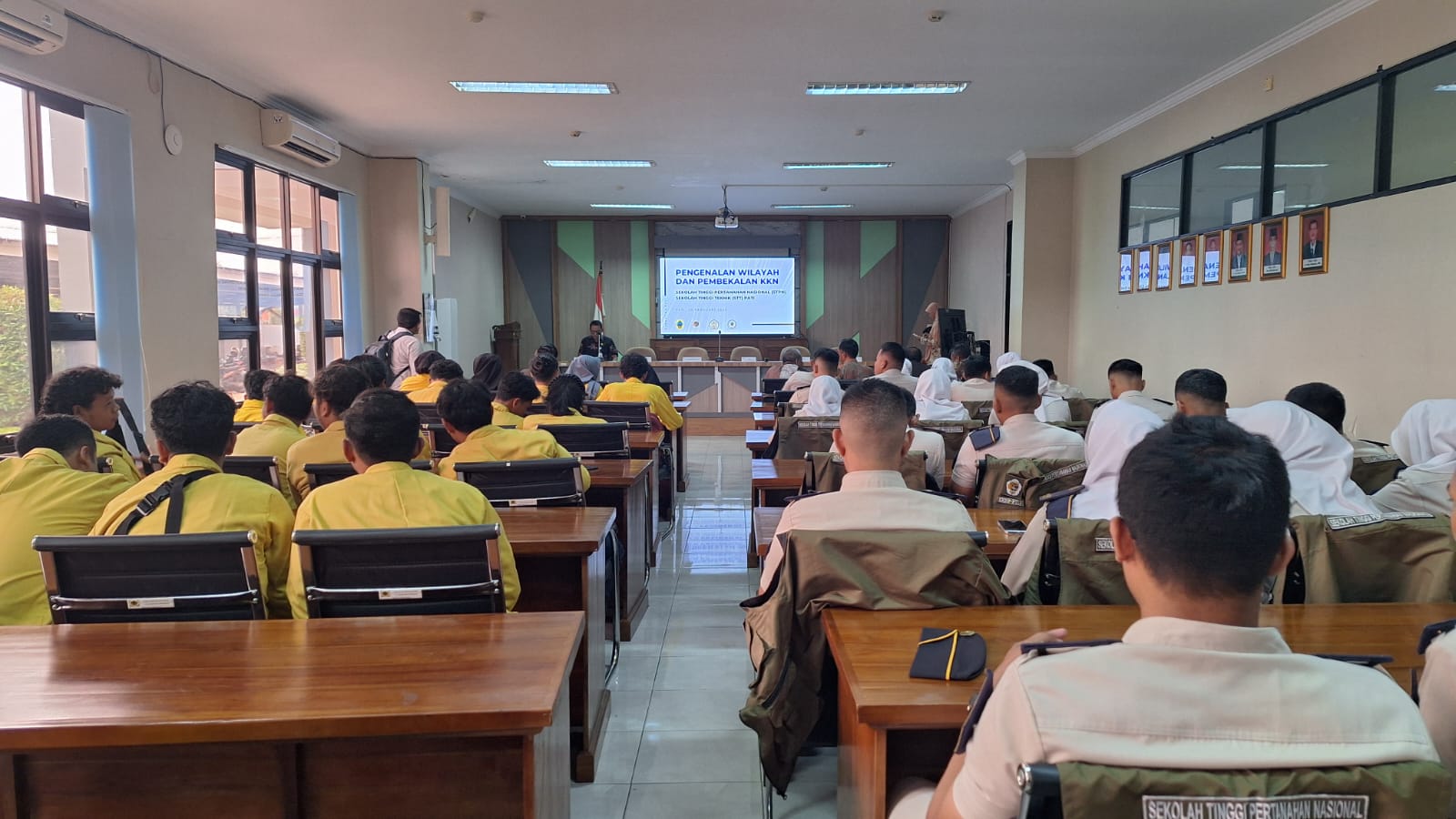 Menghadiri undangan dari Badan Perencanaan Pembangunan Riset dan Inovasi Daerah (Bapperida) Kabupaten Pati dalam acara Pengenalan wilayah dan Pembekalan Kuliah Kerja Nyata (KKN), 26/02/2026