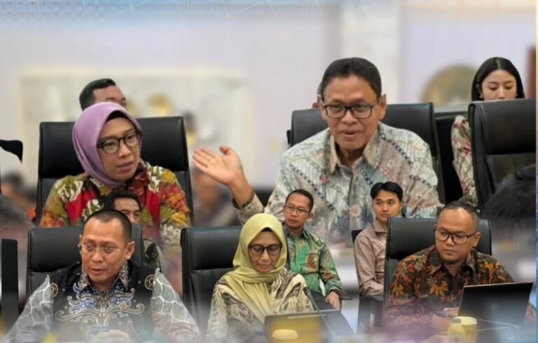 Direktur Jenderal Pengadaan Tanah dan Pengembangan Pertanahan menghadiri Rapat Koordinasi Penyediaan Lahan untuk Rencana Pembangunan PLTS