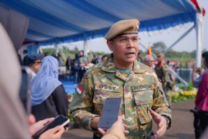Penutupan Latsarmil Komcad Gelombang I 2026, Wamen Ossy Sebut Latsarmil Perkuat Karakter dan Integritas ASN