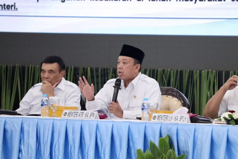 Menteri Nusron Peringatkan Pengusaha: Kebakaran Lahan Dapat Batalkan HGU